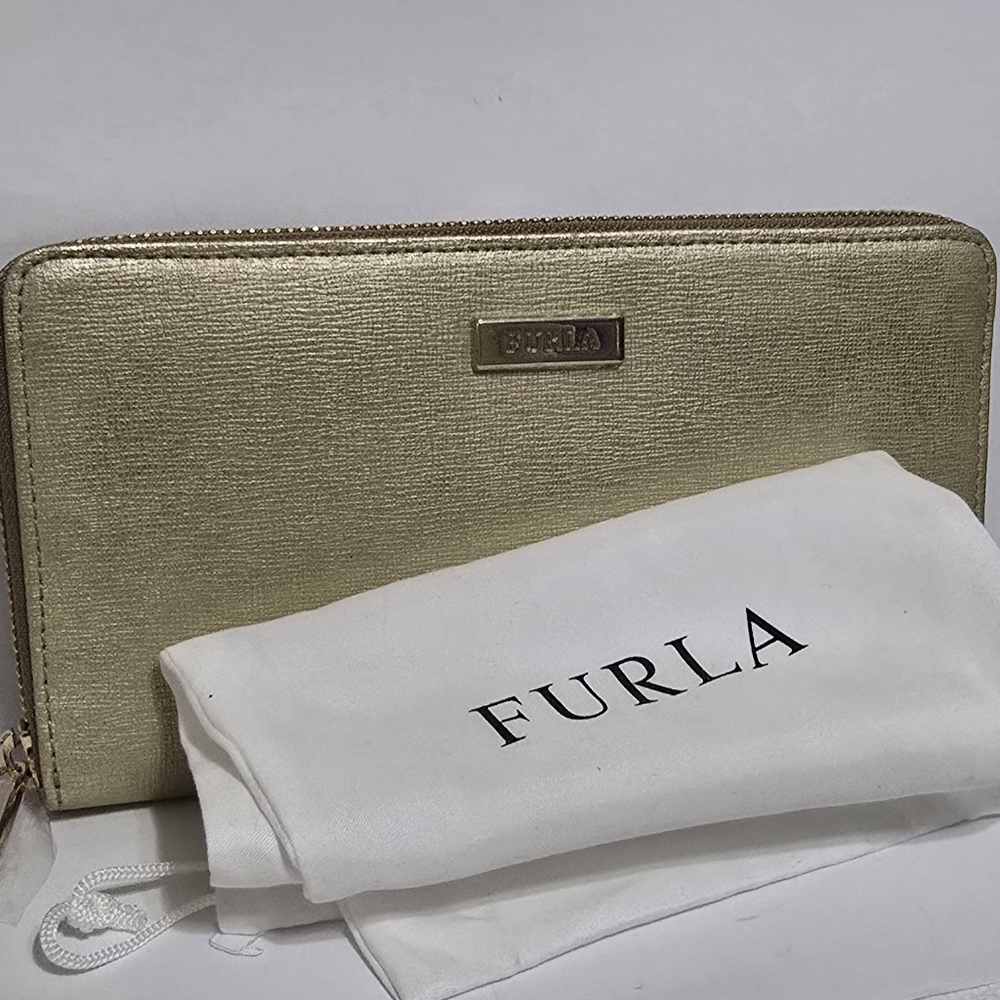 Furla Large Wallet In Metallic Gold